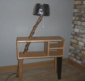 Table de nuit lampe intégrée
