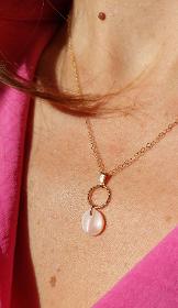 Collier Rosa