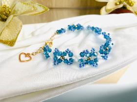 Bracelet fleurs bleu fait main