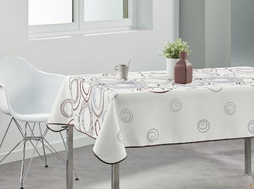 Nappe rectangulaire – Blanche et Spirales – Anti tâches