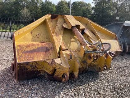 Zij kiepbak / Side tip bucket 320cm met tanden Caterpillar 966G