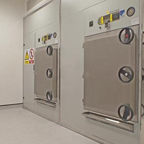 Autoclaves à double porte