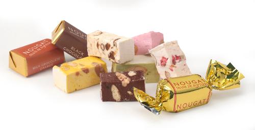 Nougat de Montélimar tendre TREMPE BOX 2,4kg dimensions : 32 x 15 x 15 mm