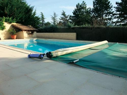 Motorisation couverture de piscine à barre