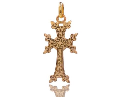 Croix armenienne en or 18 carats.