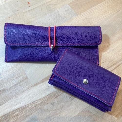 ENSEMBLE VIOLET ÉTUI À LUNETTES ET PORTE-MONNAIE CB 118€